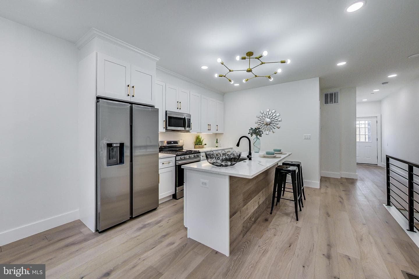 1626 K Street NE #a photo 4