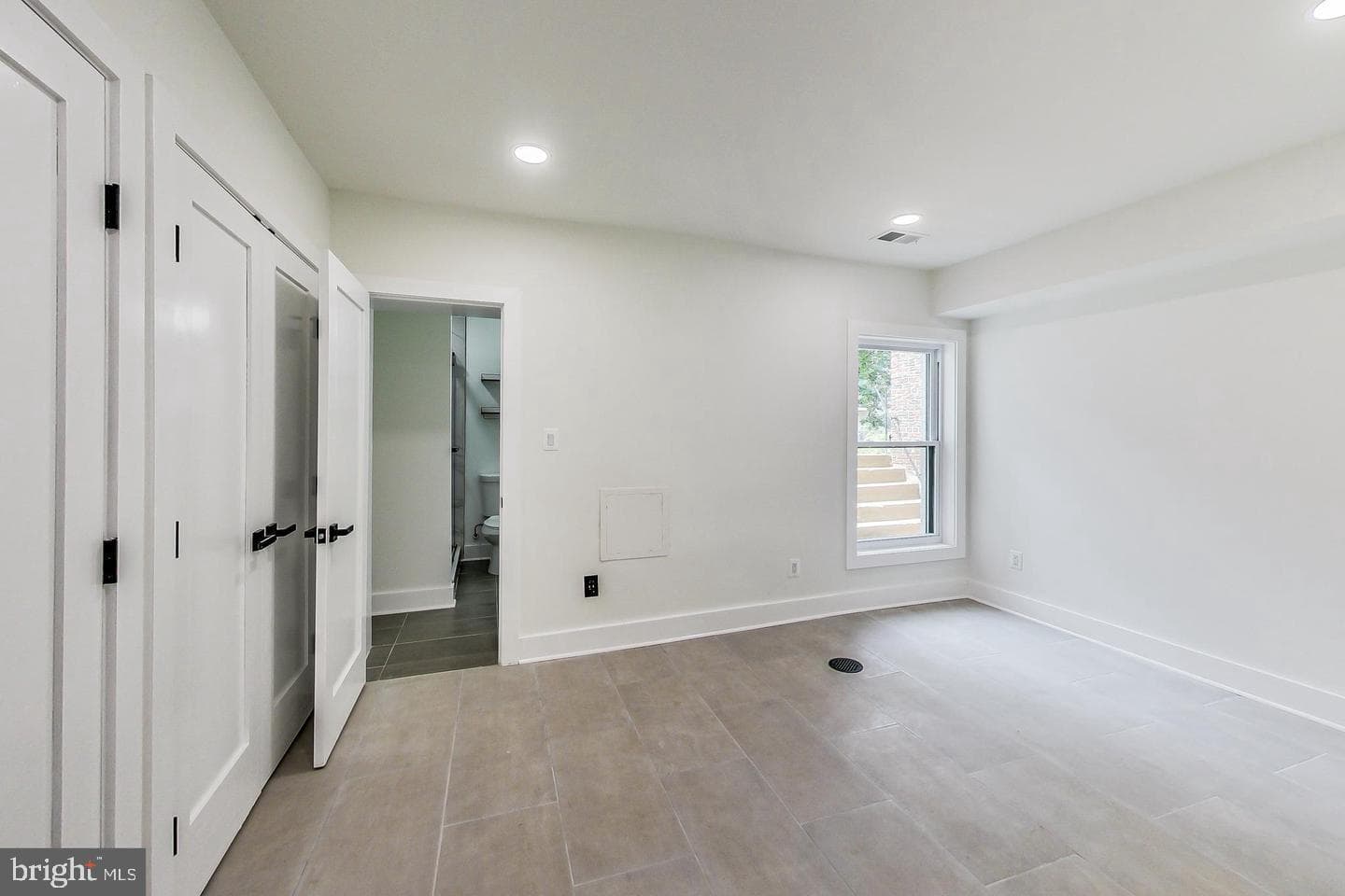 1626 K Street NE #a photo 8