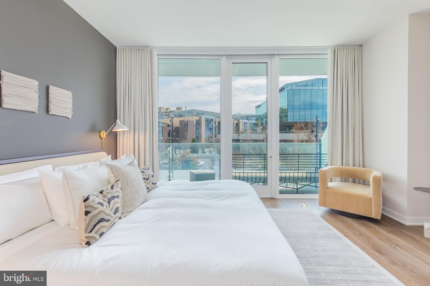 601 Wharf Street SW #203 photo 12