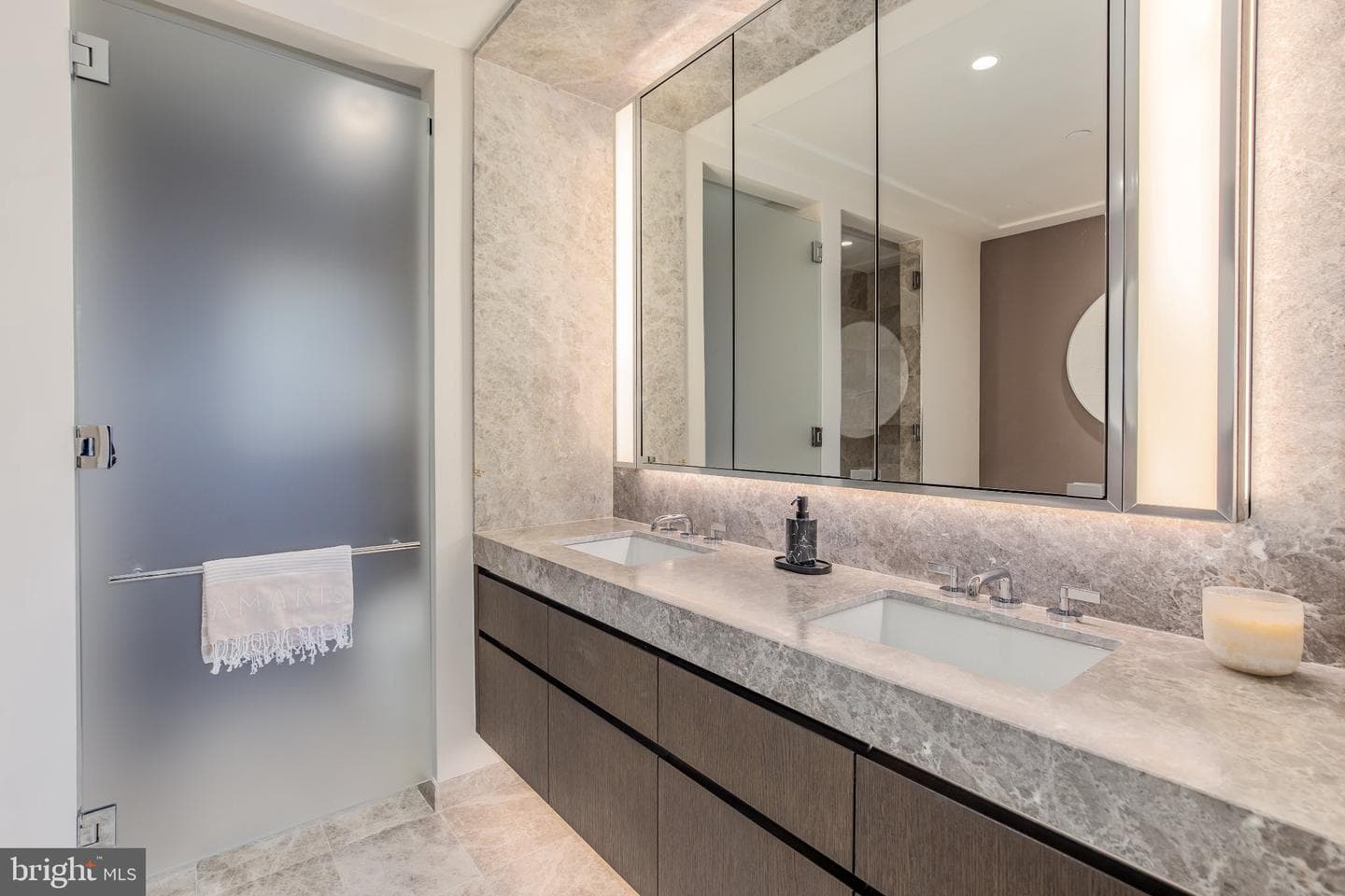 601 Wharf Street SW #203 photo 13