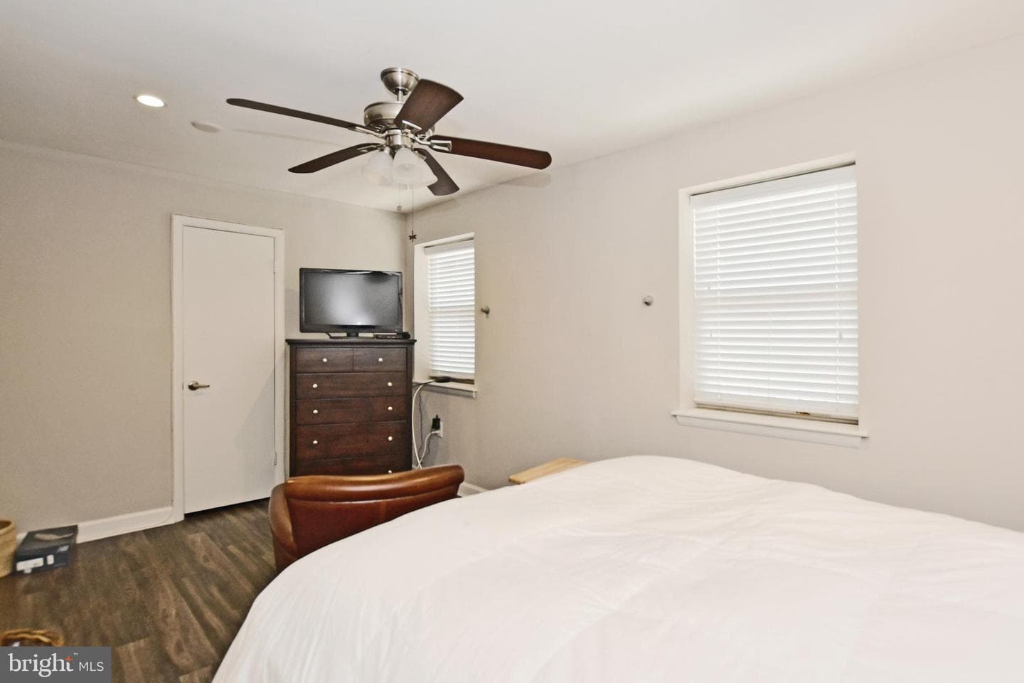 2900 Pomeroy Rd SE #104 photo 19