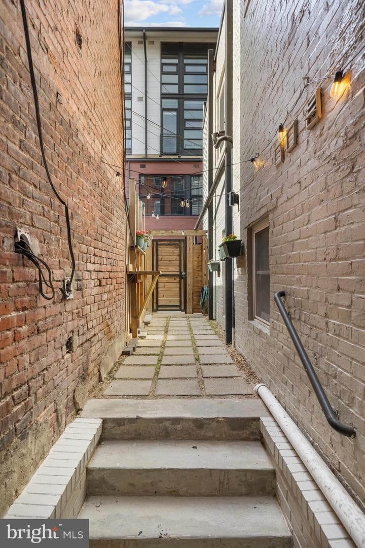1324 W Street NW #1 photo 31