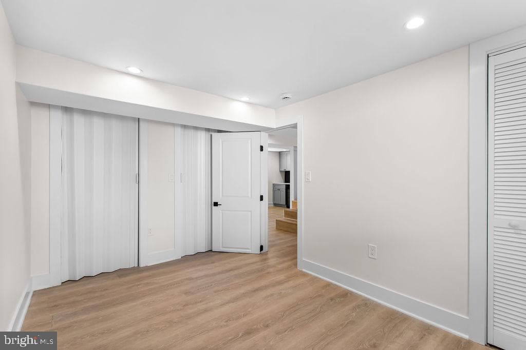 713 Croissant Place SE photo 24
