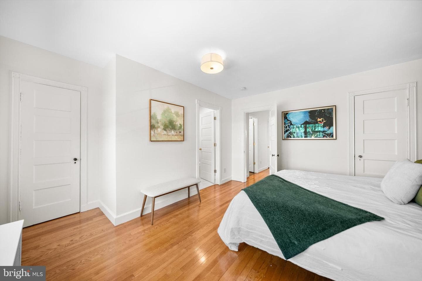 4454 Greenwich Parkway NW photo 12