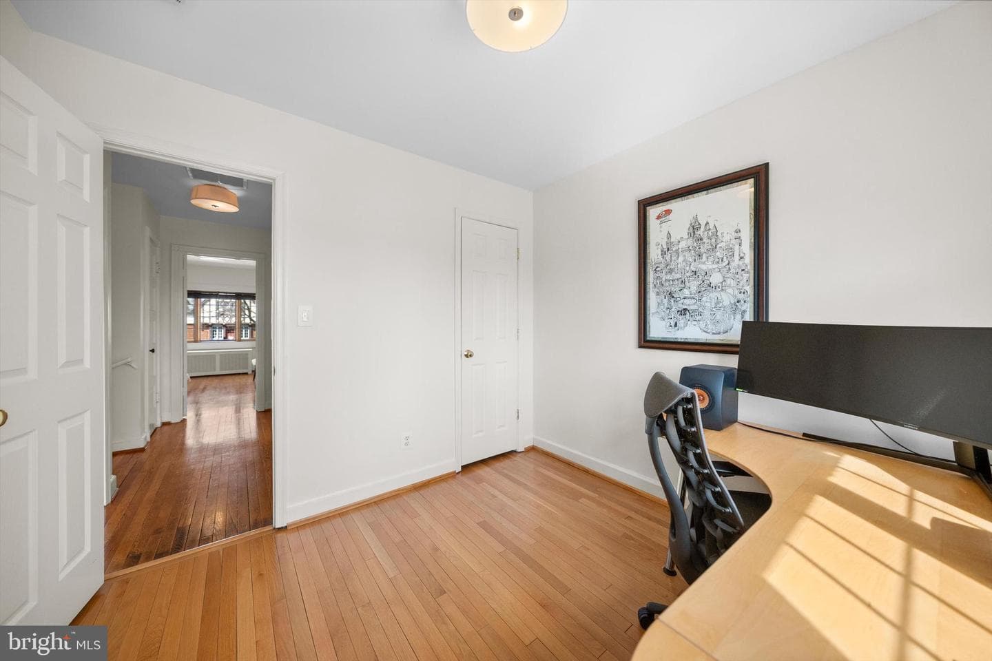 4454 Greenwich Parkway NW photo 17