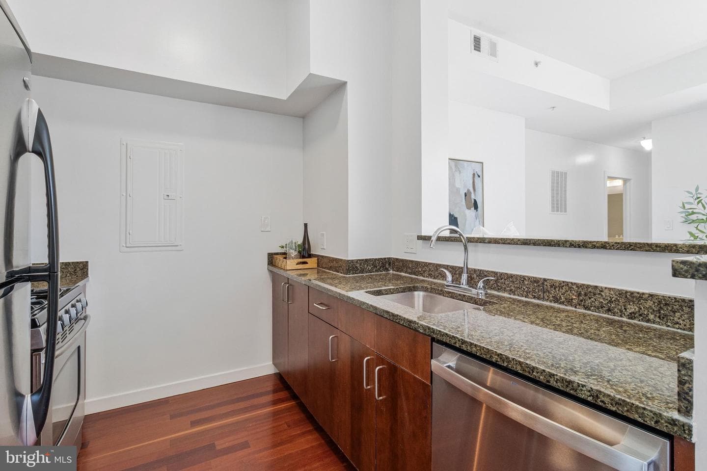 1000 New Jersey Avenue SE #1221 photo 8