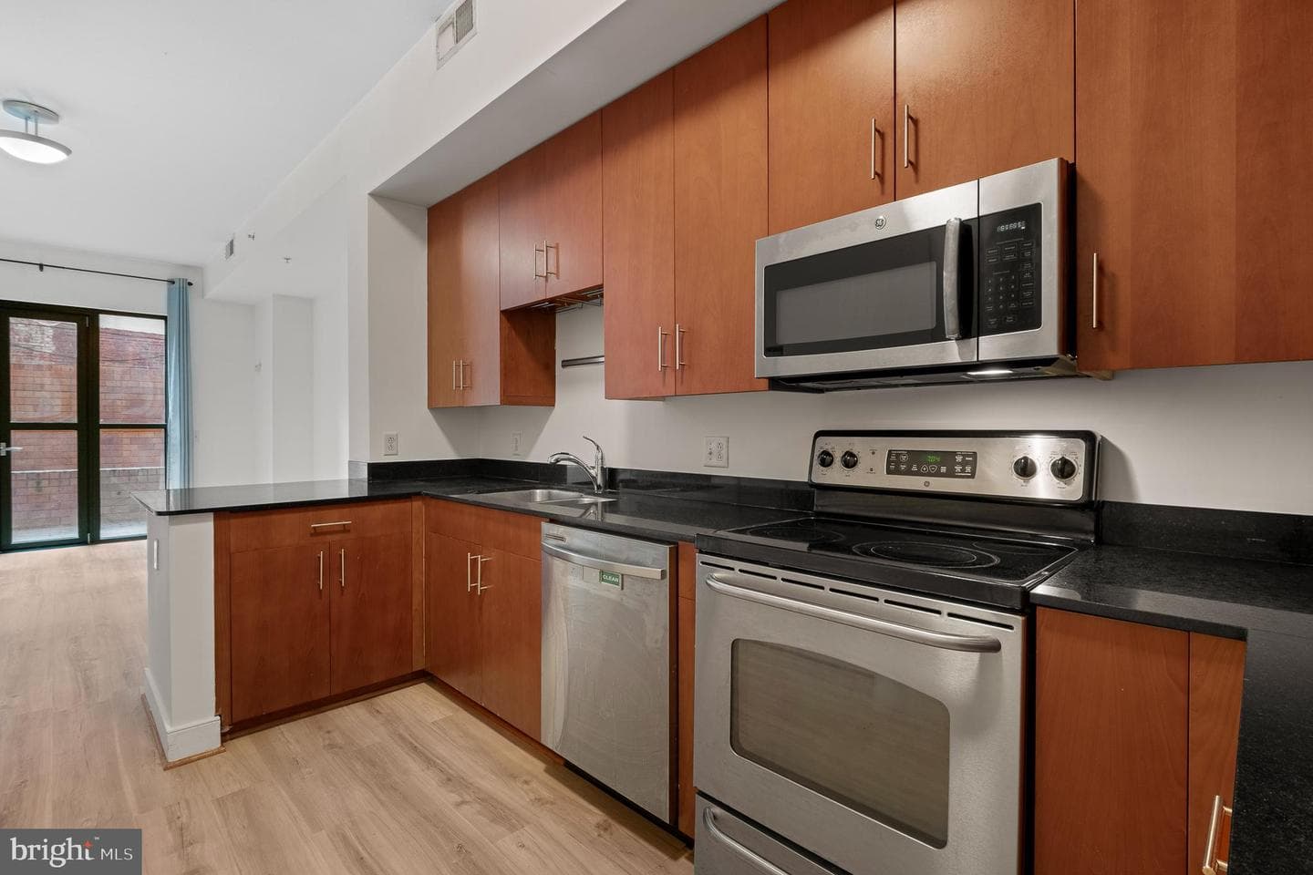 910 M Street NW #126 photo 11