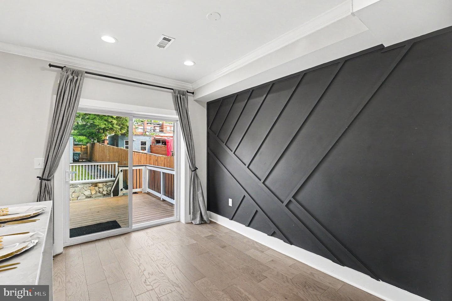 231 Ingraham Street NW photo 4