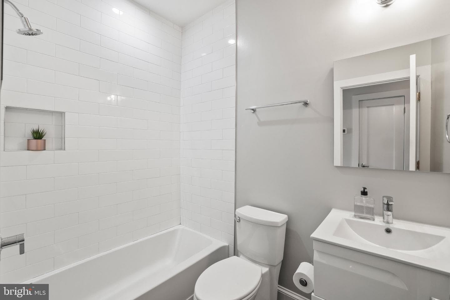 2221 M Street NE #ph1 photo 18