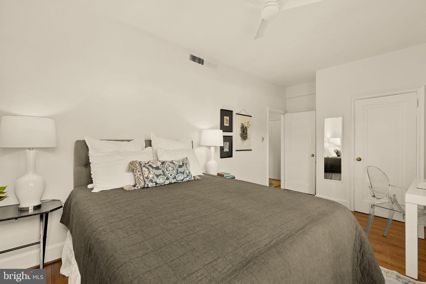 644 Massachusetts Avenue NE #400 photo 16