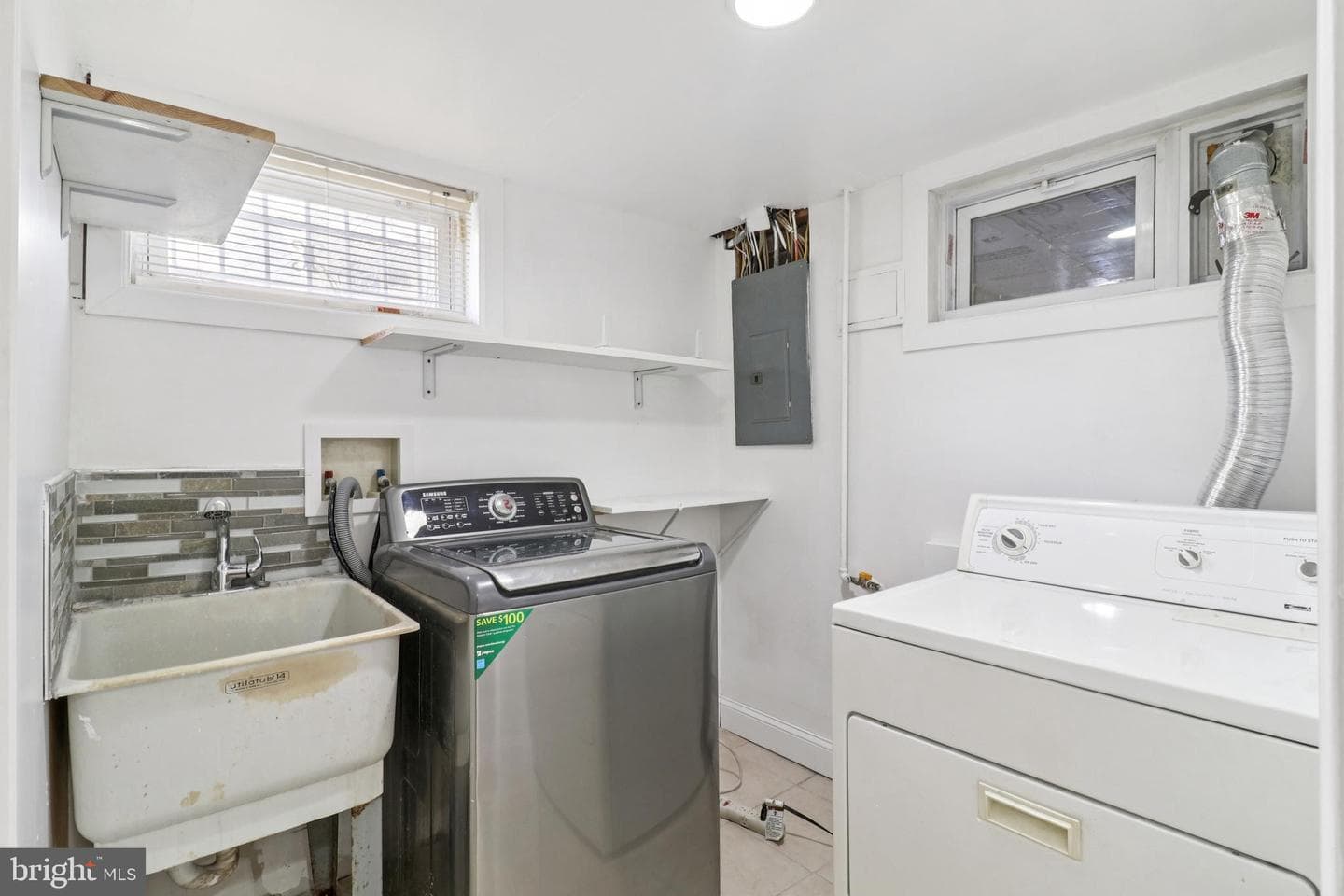 3149 Newton Street NE photo 50