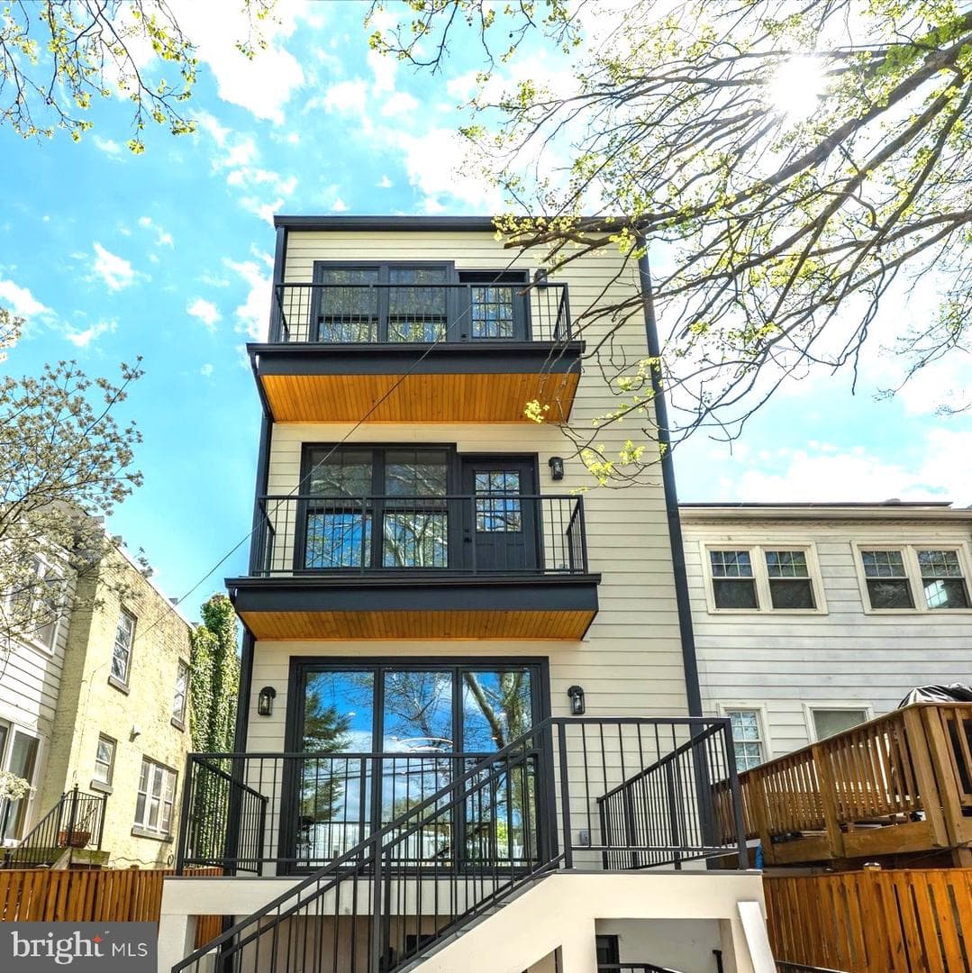 4441 Harrison Street NW photo 38