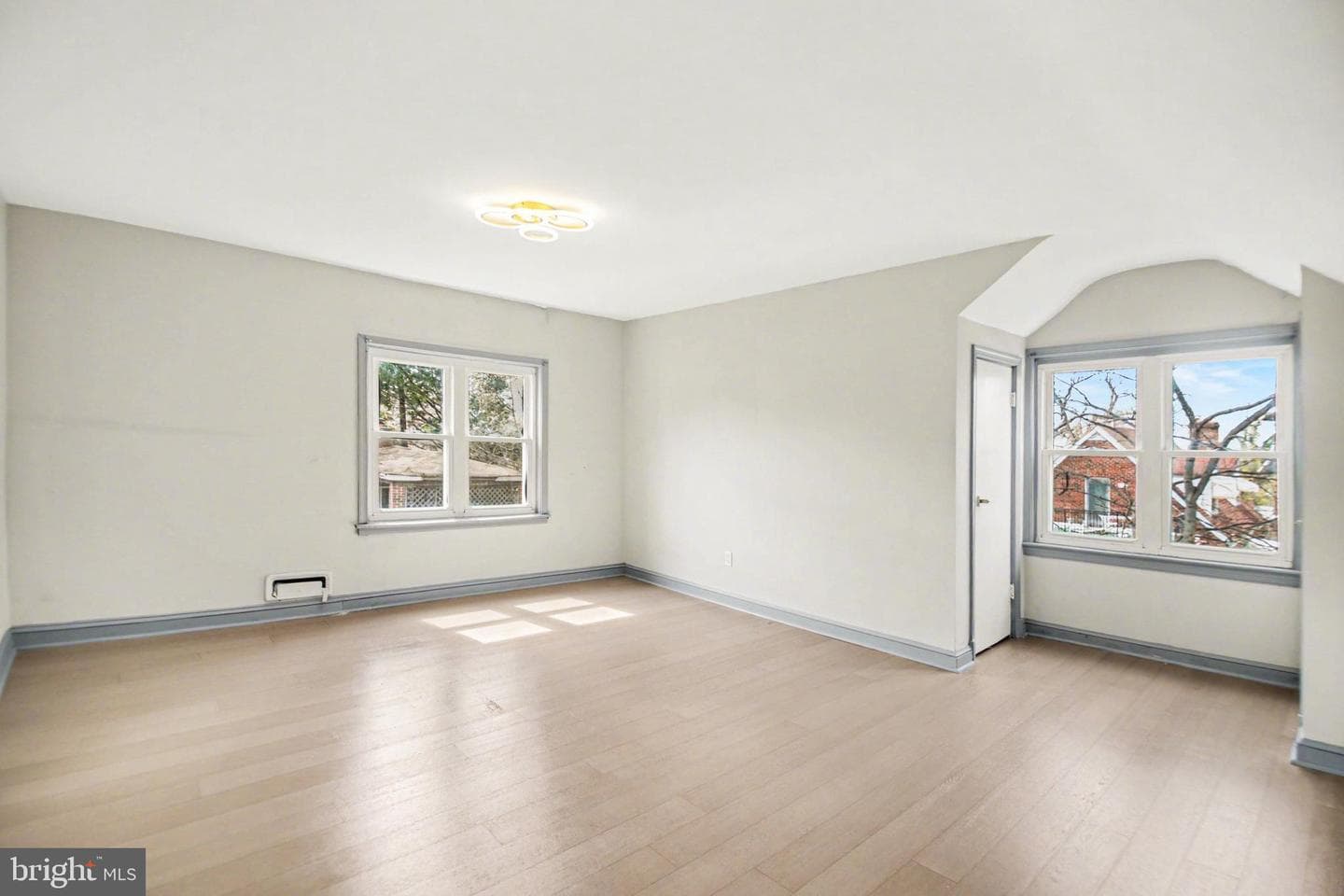 3243 Massachusetts Avenue SE photo 8
