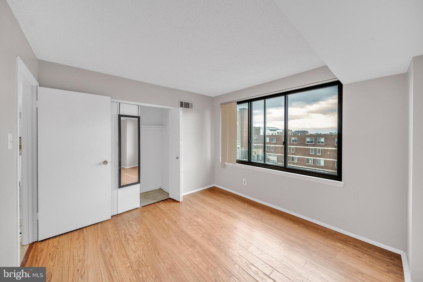 1245 13th Street NW #915 photo 21