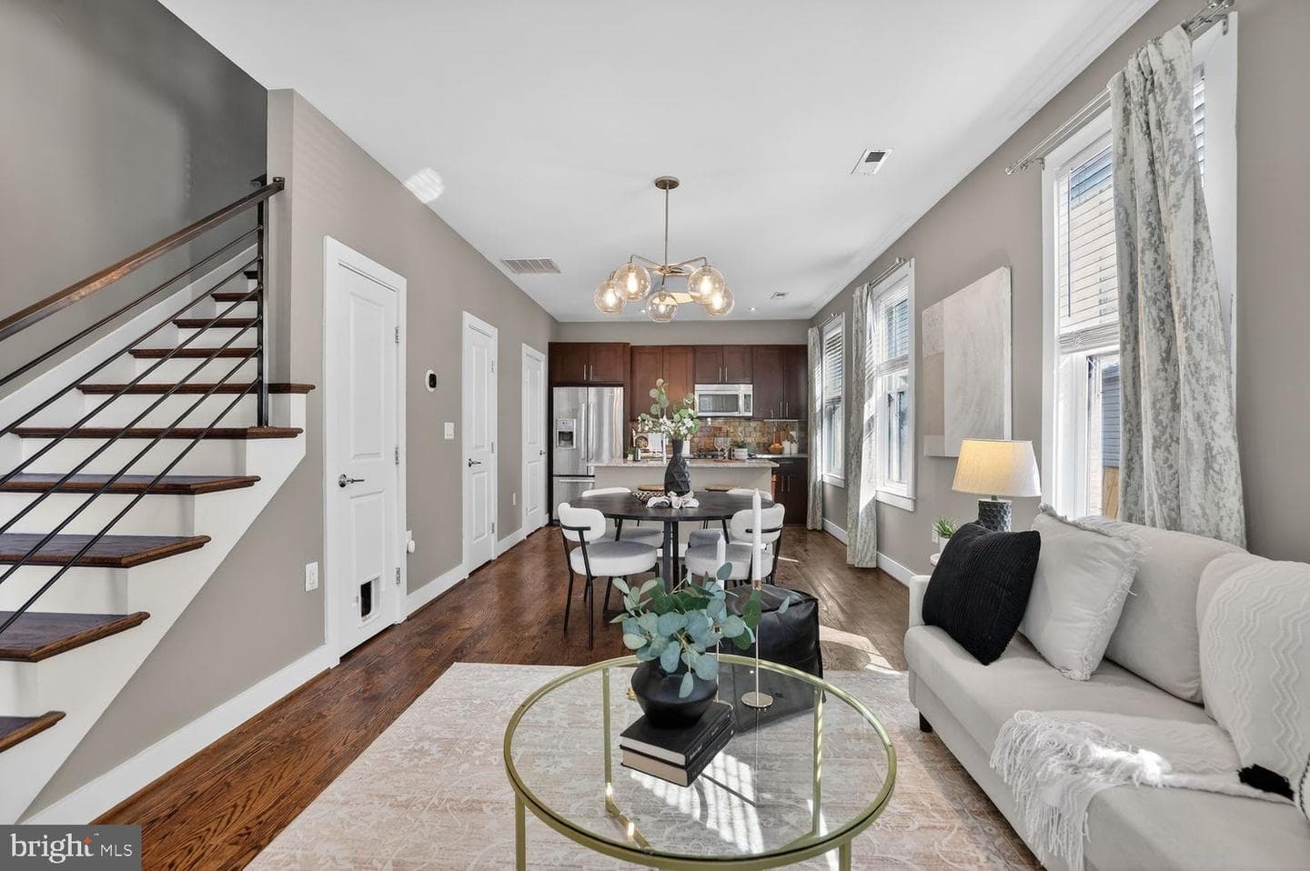 513 Jefferson Street NW #1 photo 2