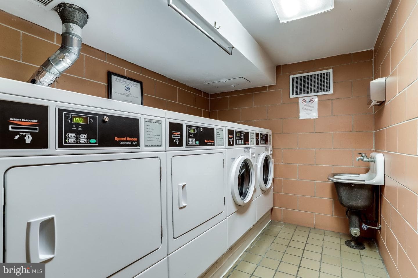 700 7th Street SW #311 photo 35