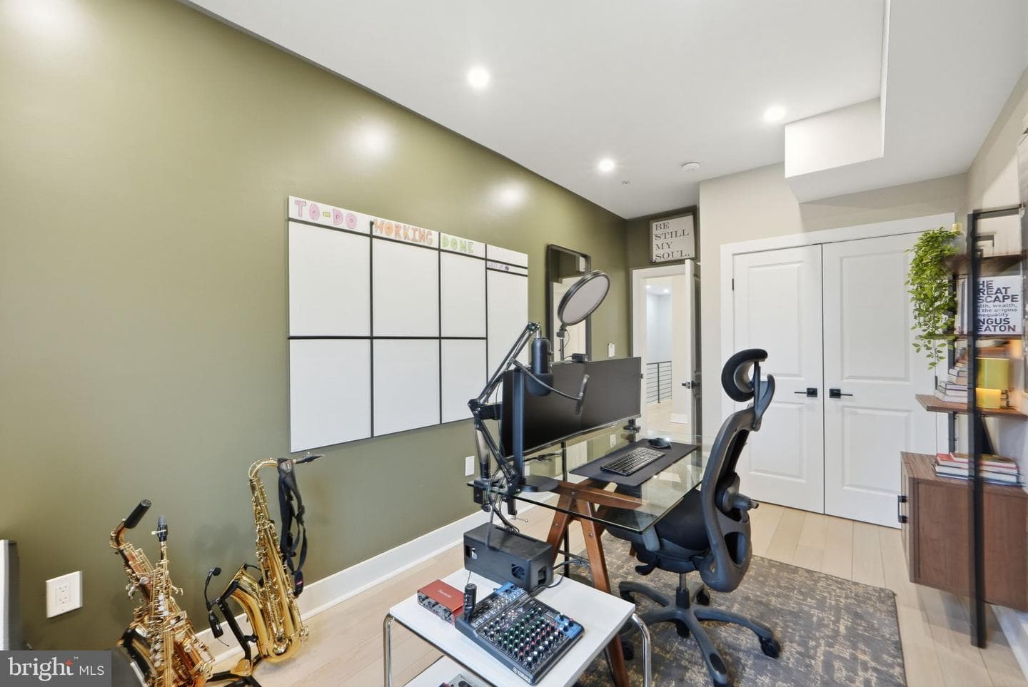 533 Shepherd Street NW photo 40