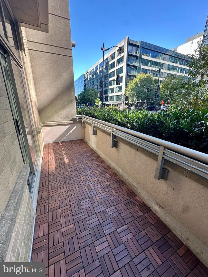 811 4th Street NW #112 photo 7