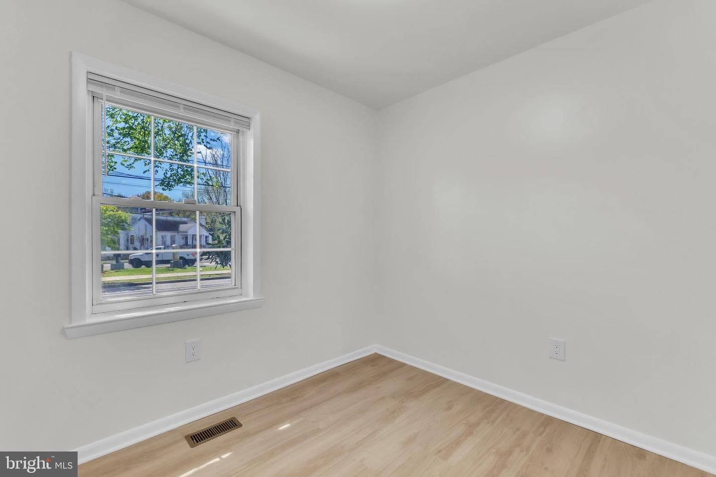 4308 Nannie Helen Burroughs Avenue NE photo 14