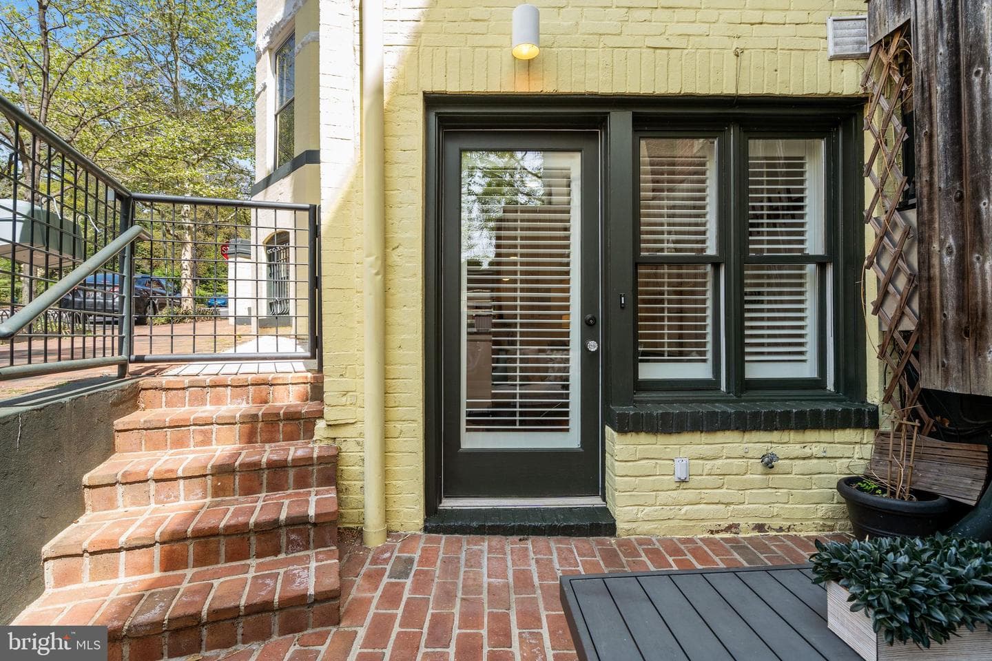 1531 31st Street NW #1 photo 3