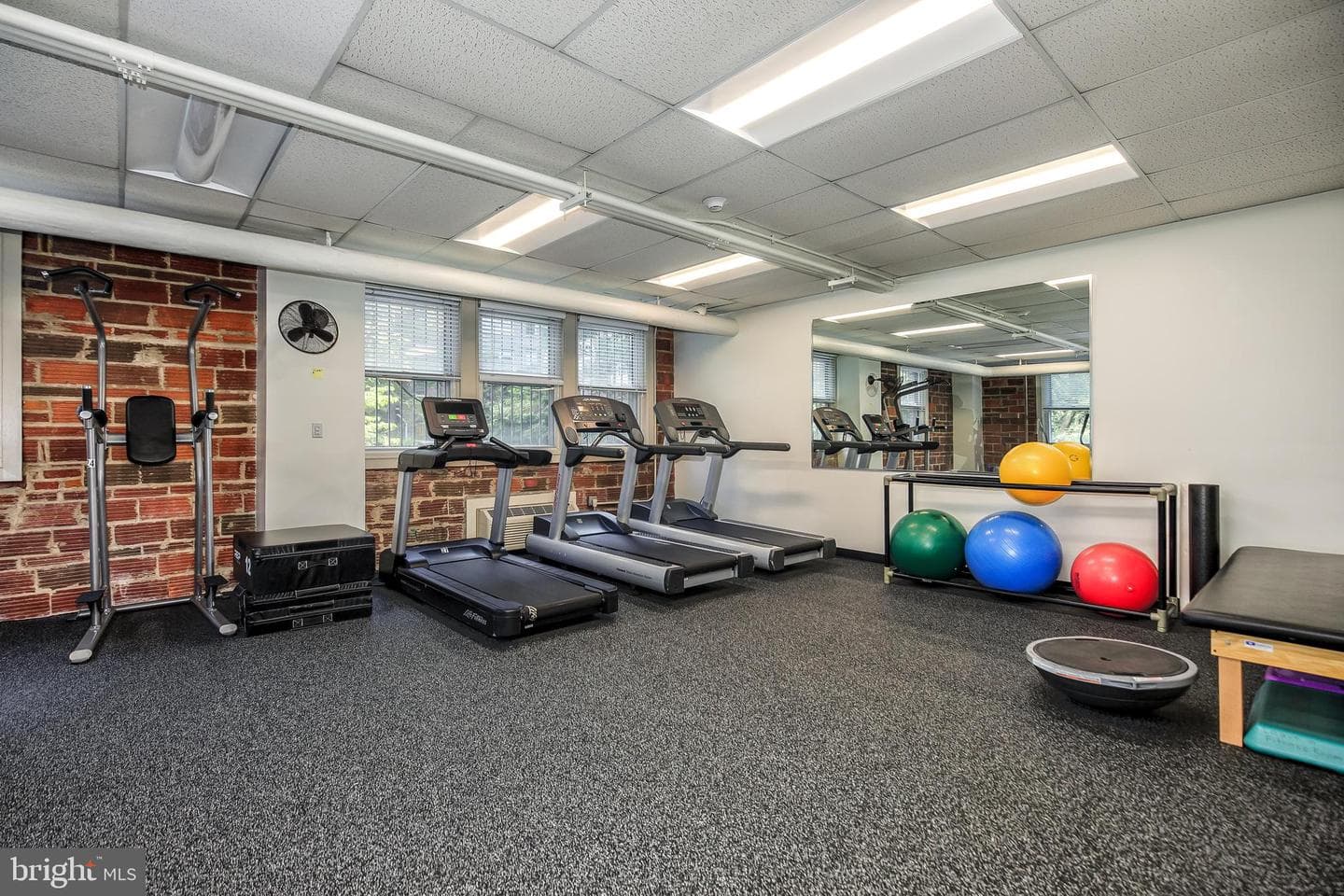 4000 Cathedral Avenue NW #736-B photo 37