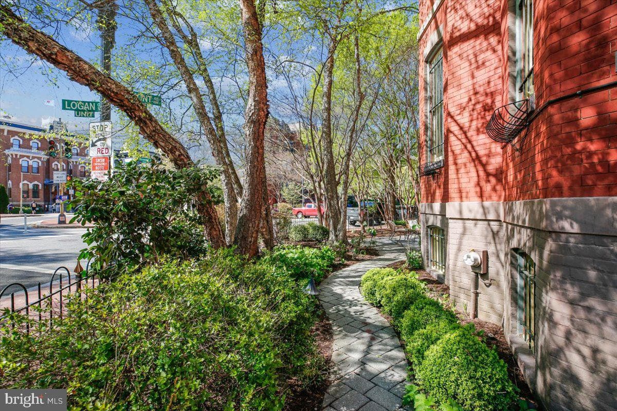 17 Logan Circle NW photo 47