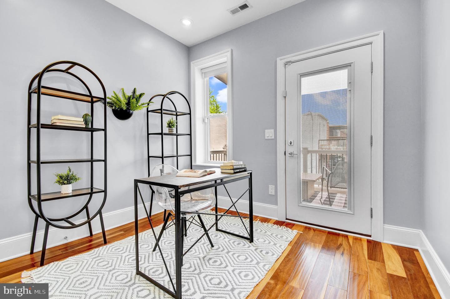 1915 2nd Street NW photo 39