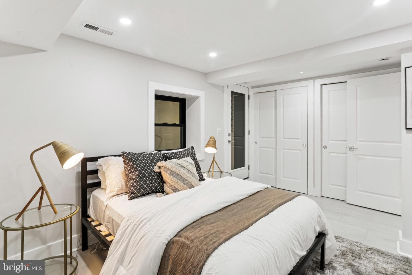 208 Webster Street NW photo 36