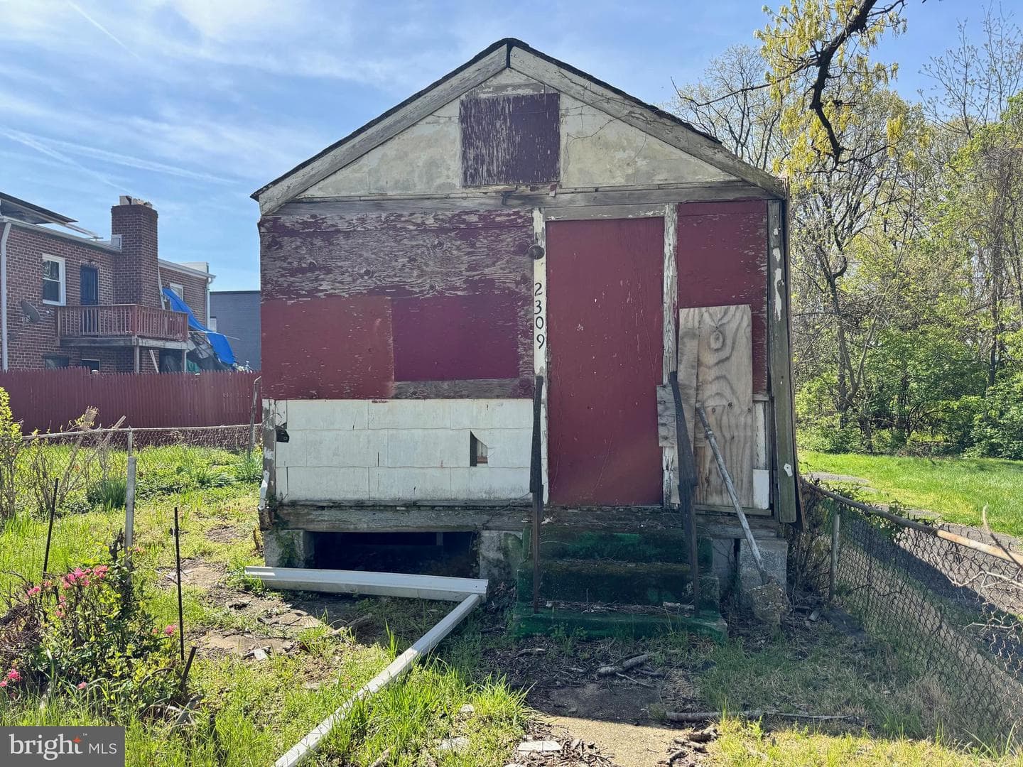 2309 Irving Street SE photo 9