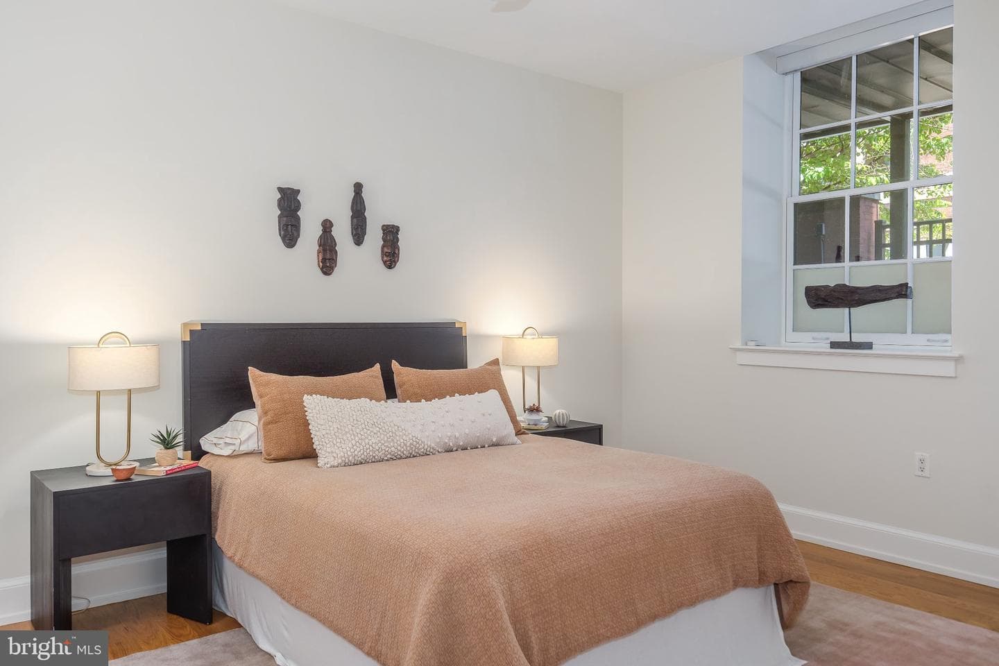 215 I Street NE #105 photo 27