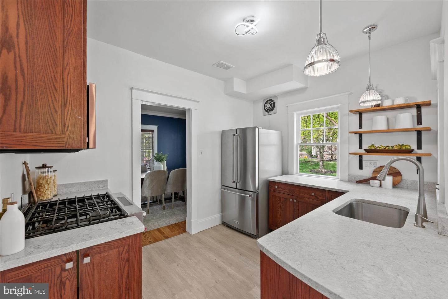 21 Whittier Street NW photo 6