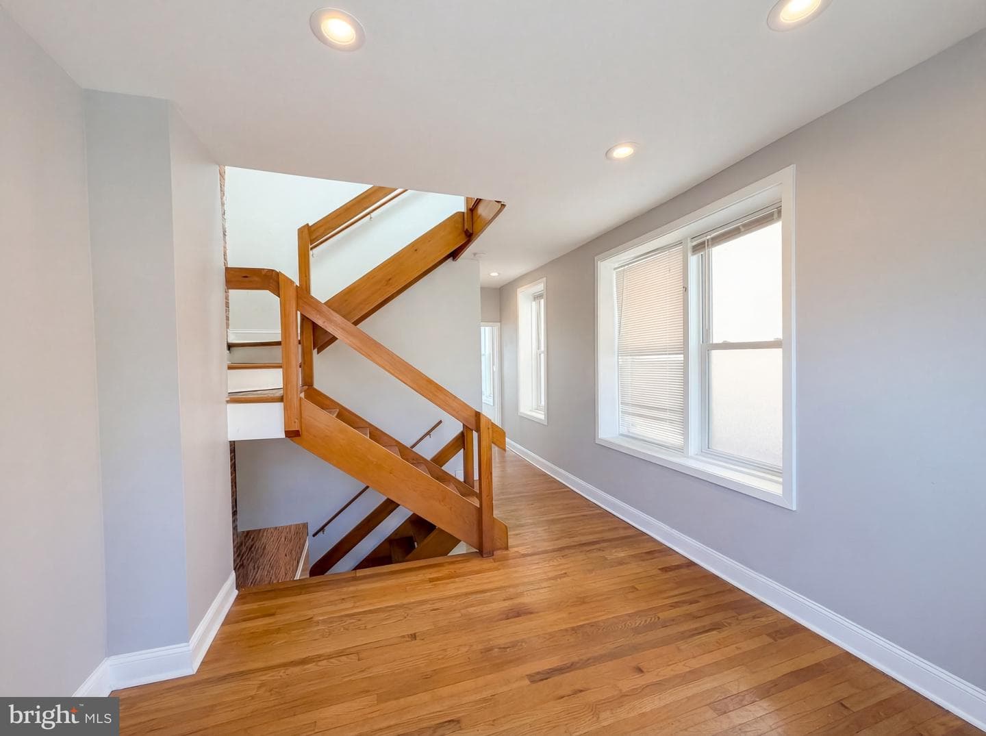 724 13th Street NE photo 10