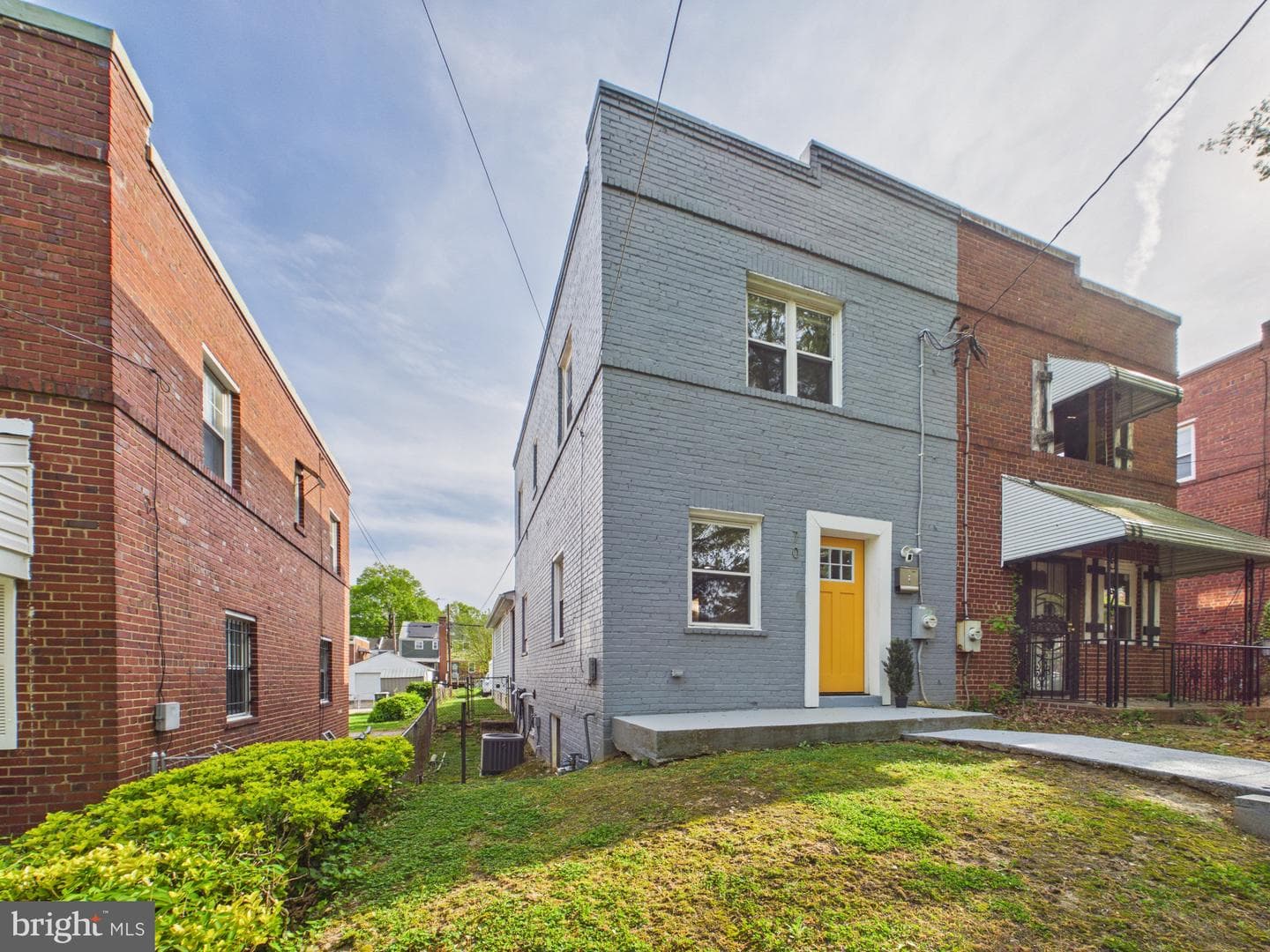 70 Darrington Street SW photo 3