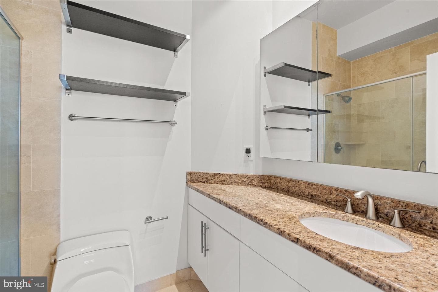 449 R Street NW #301 photo 18