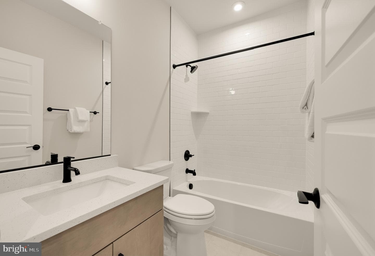 452 Altezza Drive NE photo 12