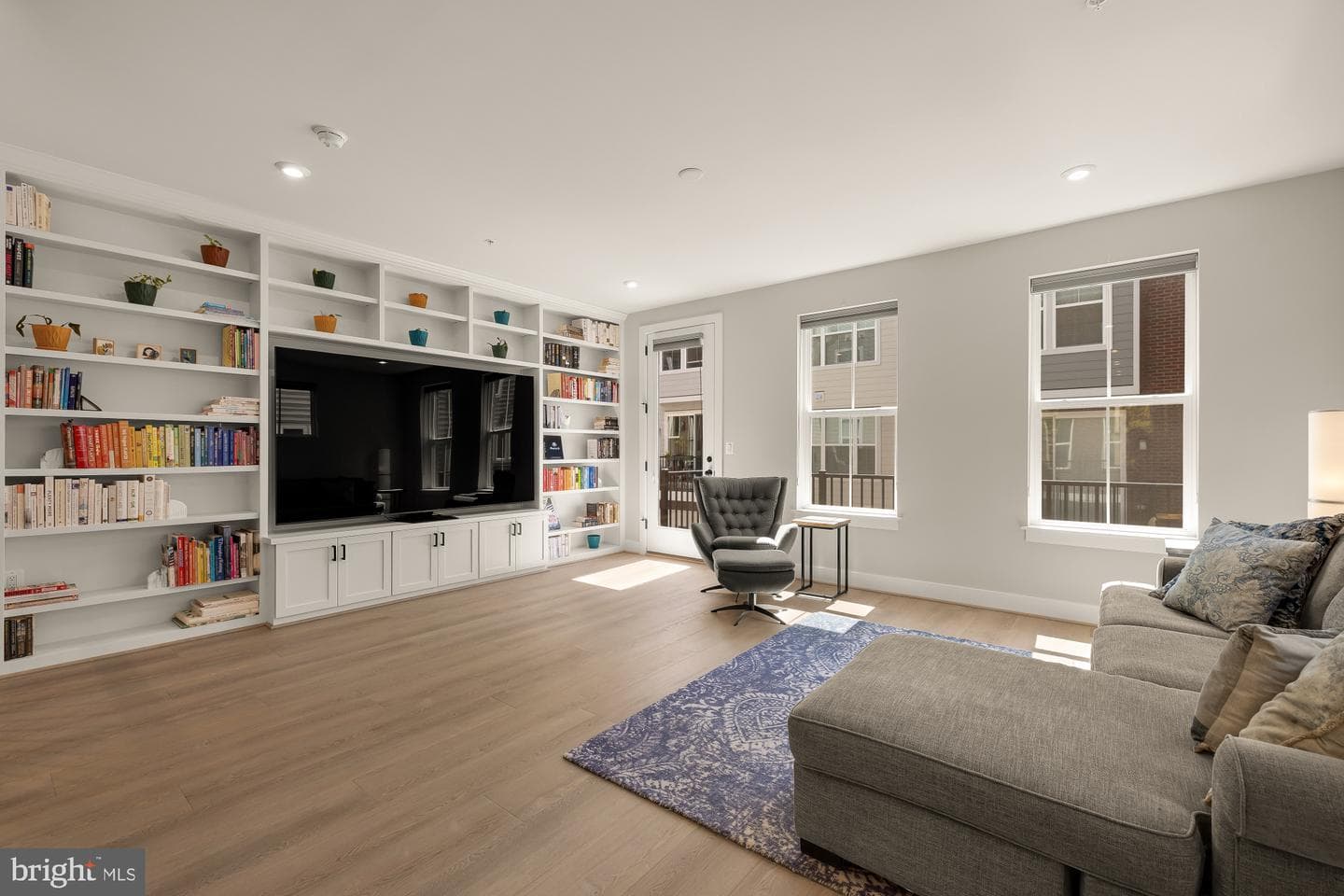 452 Altezza Drive NE photo 14
