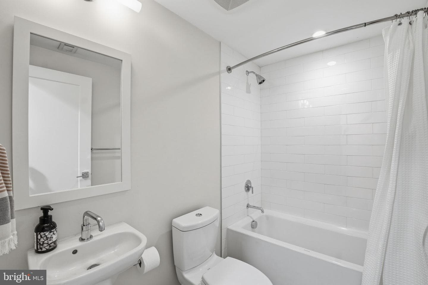 406 13th Street SE photo 26