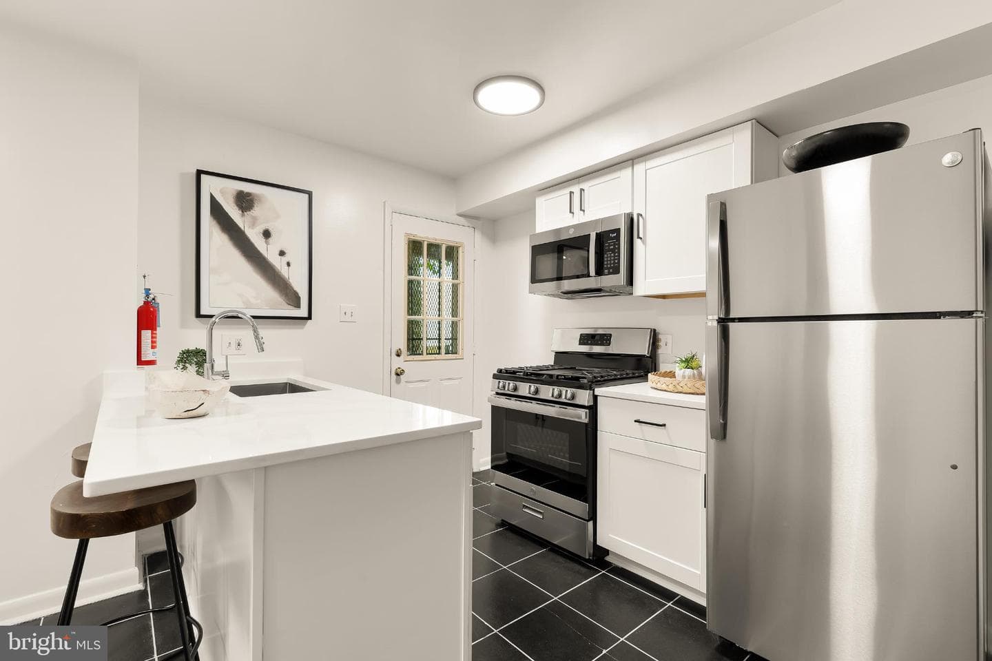 31 Florida Avenue NE photo 16