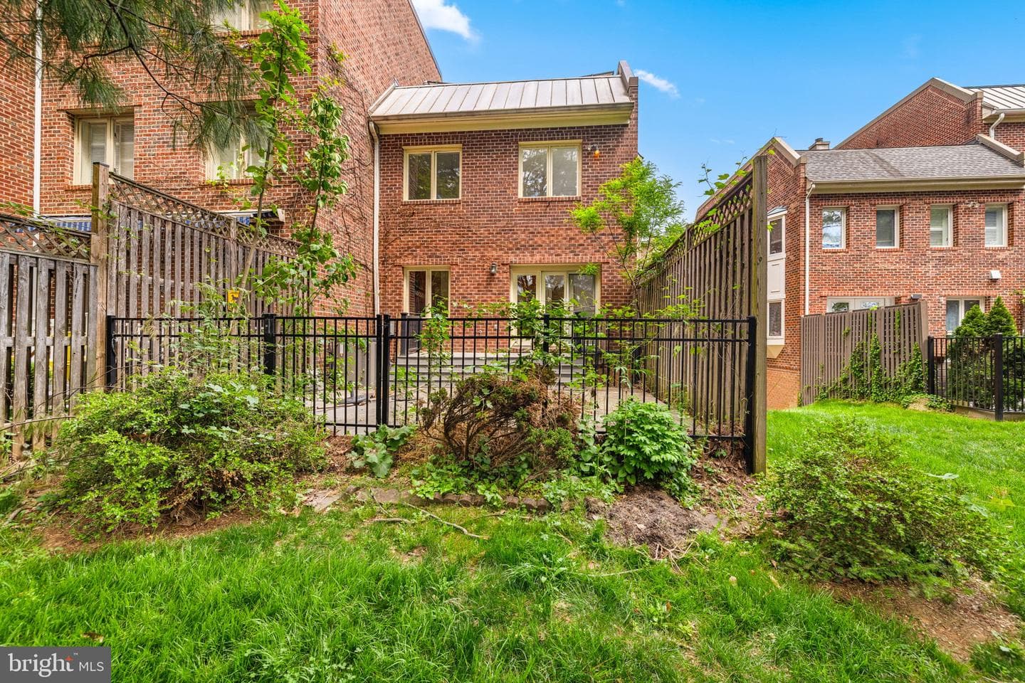 4018 Chancery Court NW photo 42