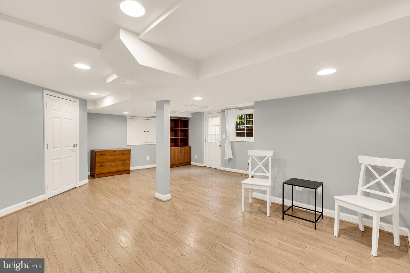 3737 Van Ness Street NW photo 40
