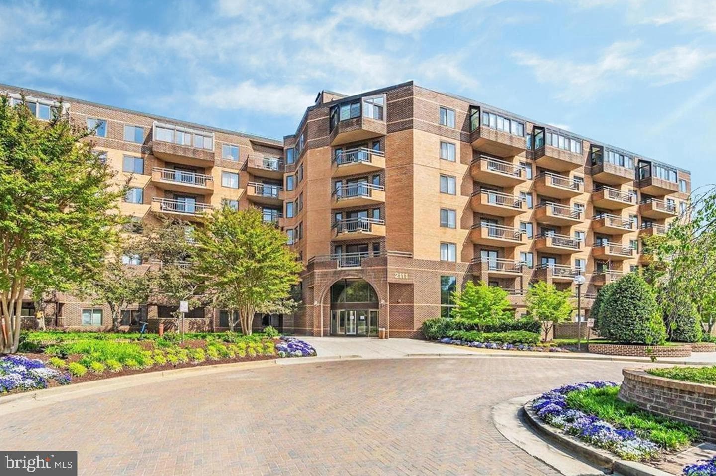 2111 Wisconsin Avenue NW #210