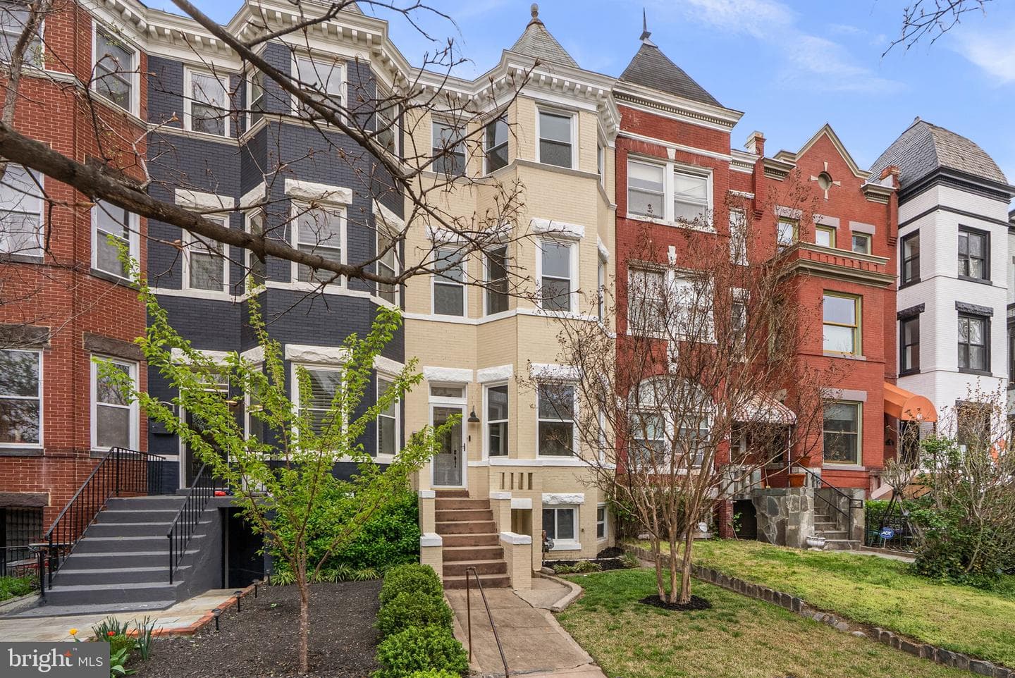 65 Bryant Street NW photo 2
