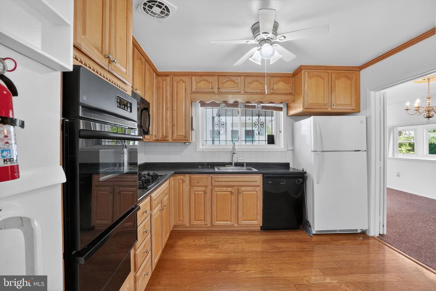 109 Van Buren Street NW photo 12