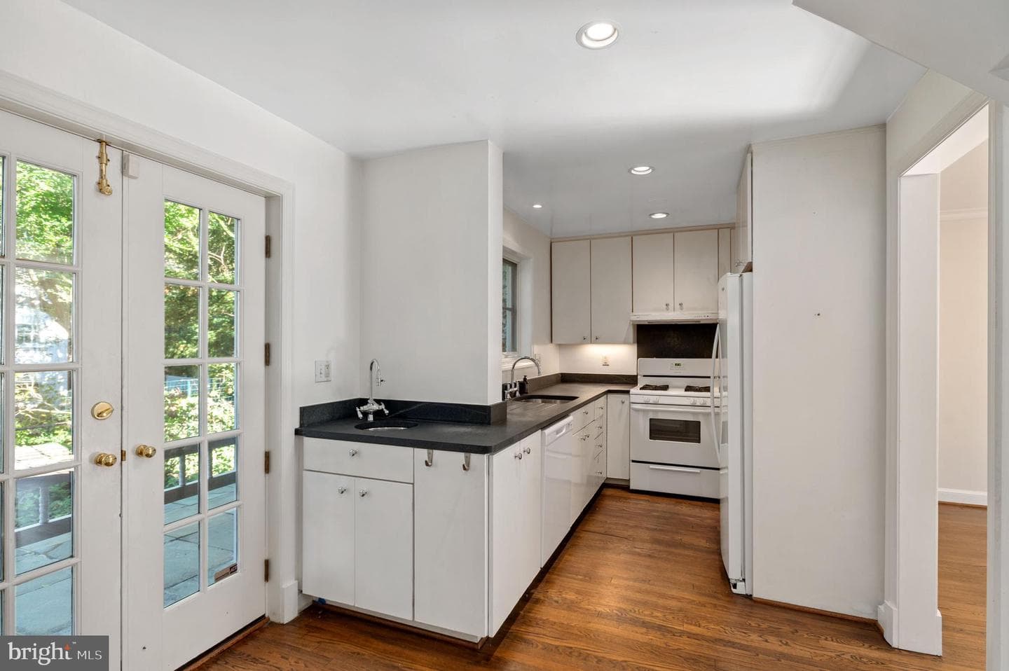 4849 Rodman Street NW photo 13