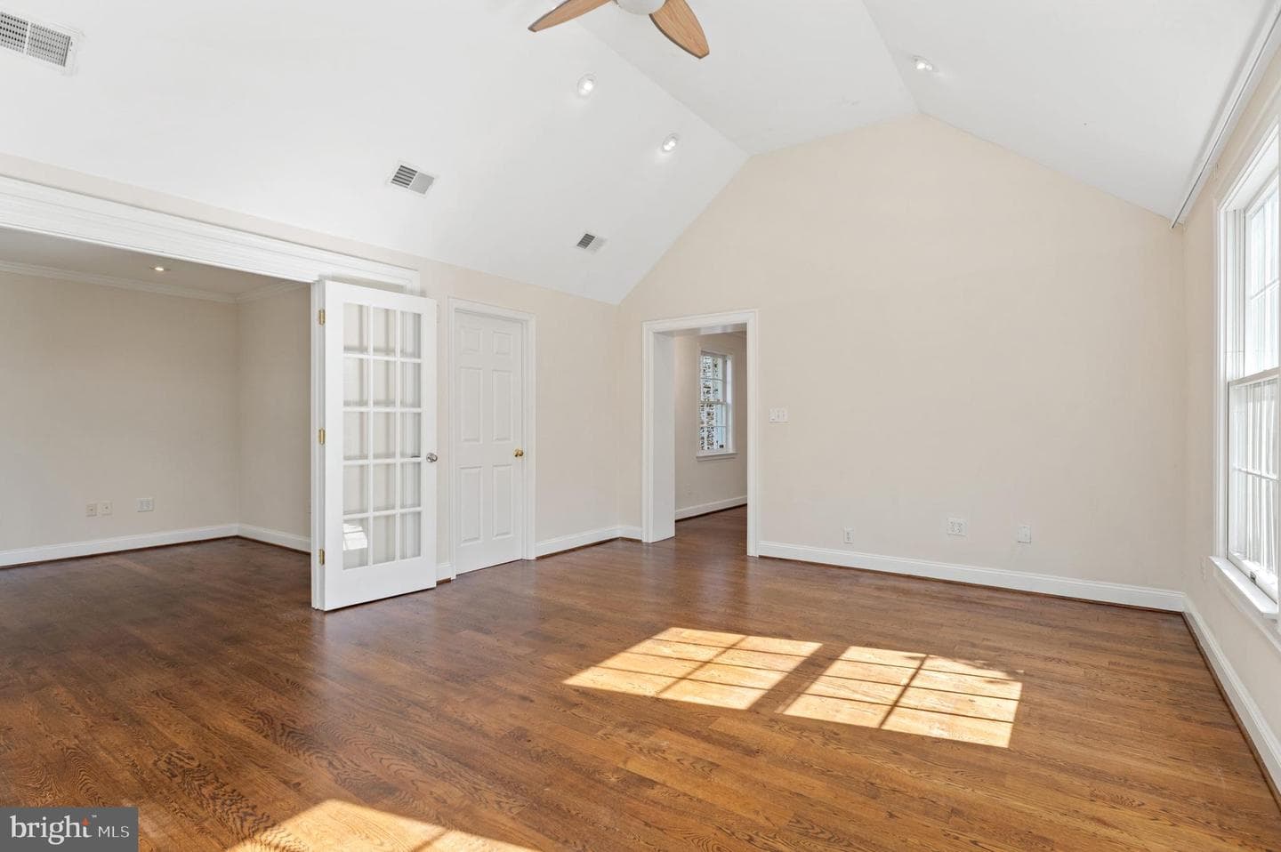 4849 Rodman Street NW photo 5
