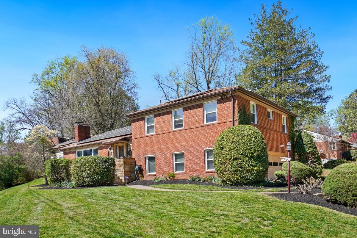 1801 Primrose Road NW