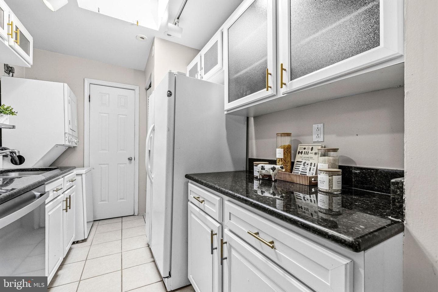473 Ridge Street NW photo 14
