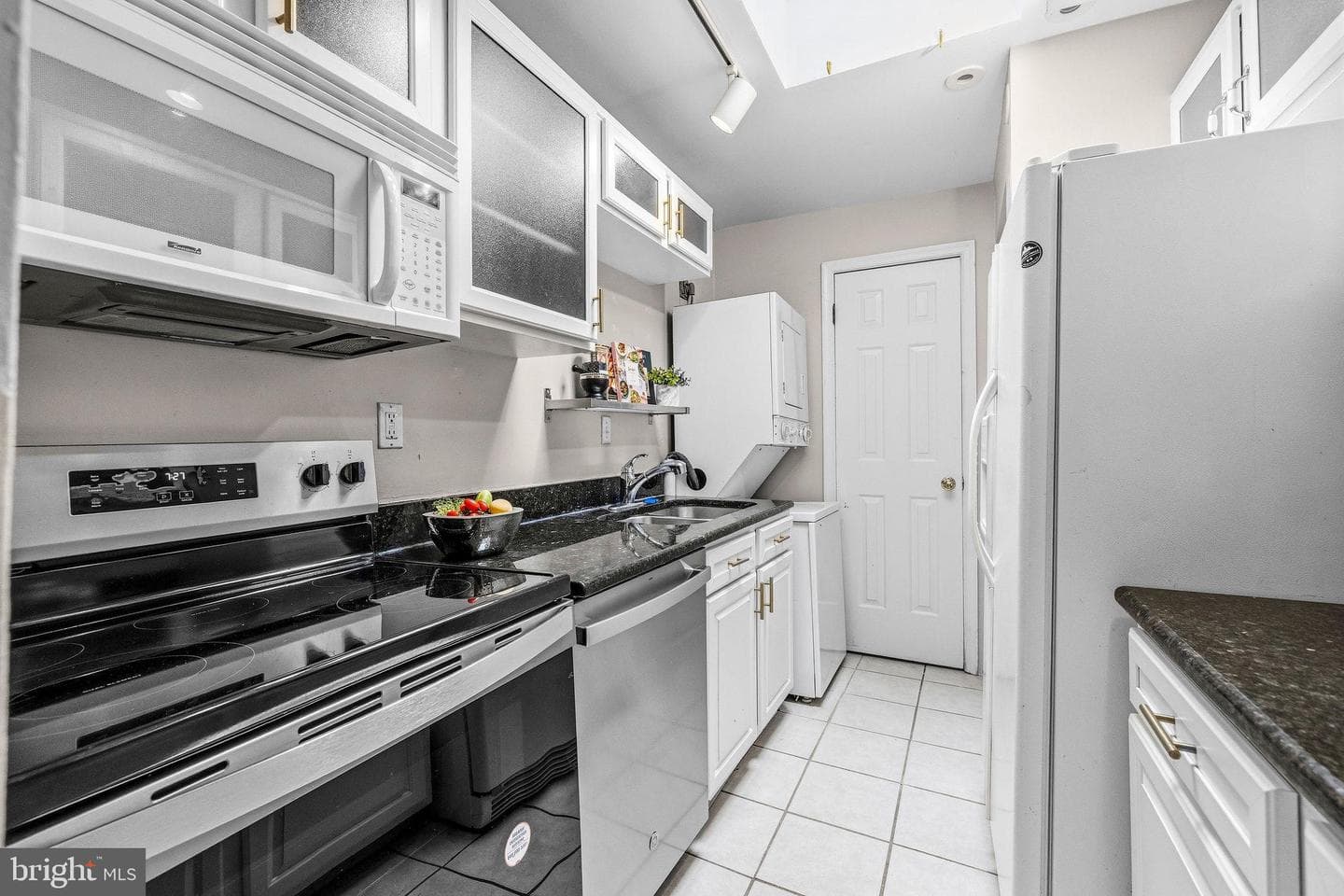 473 Ridge Street NW photo 15
