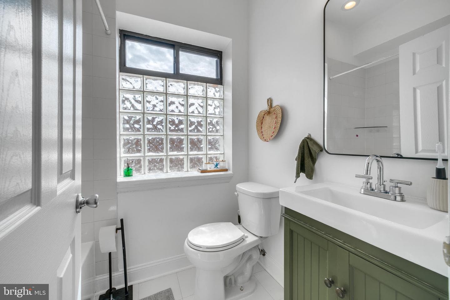 5754 Colorado Avenue NW #301 photo 10