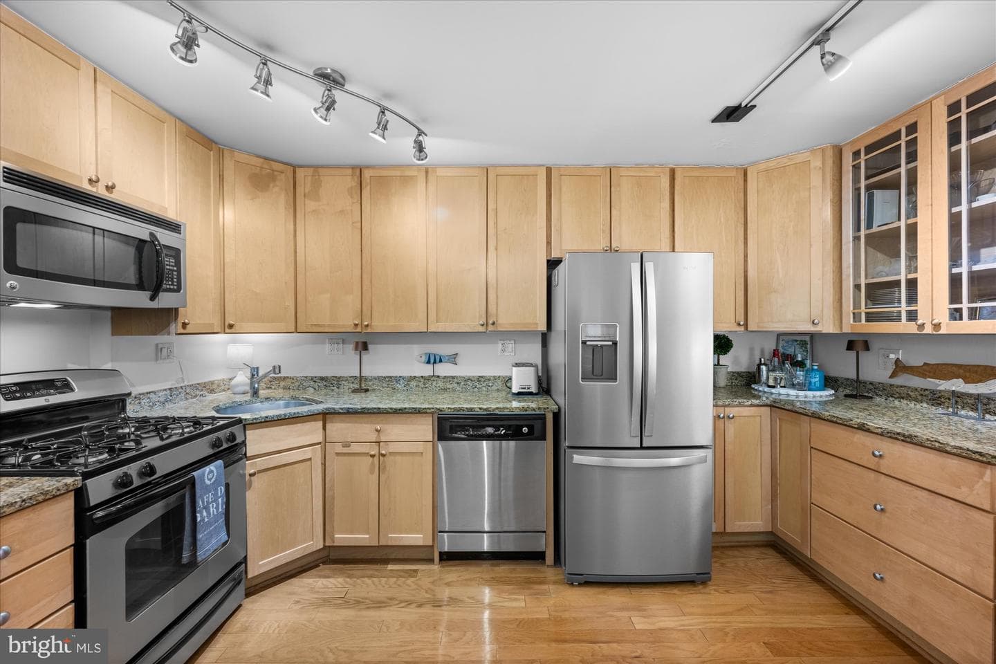 4840 Macarthur Boulevard NW #402 photo 9